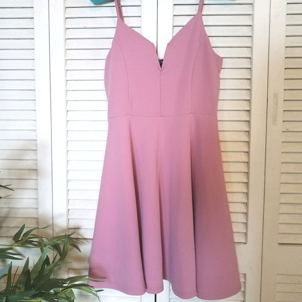 Love Chesley Pink Strappy Dress M